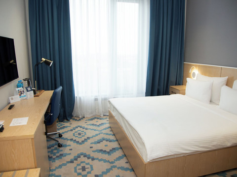 阿拉木图帕克德德曼酒店