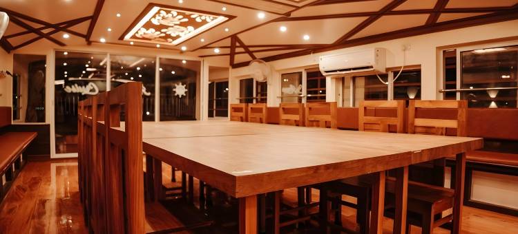 Venice Premium Houseboats Alleppey图片