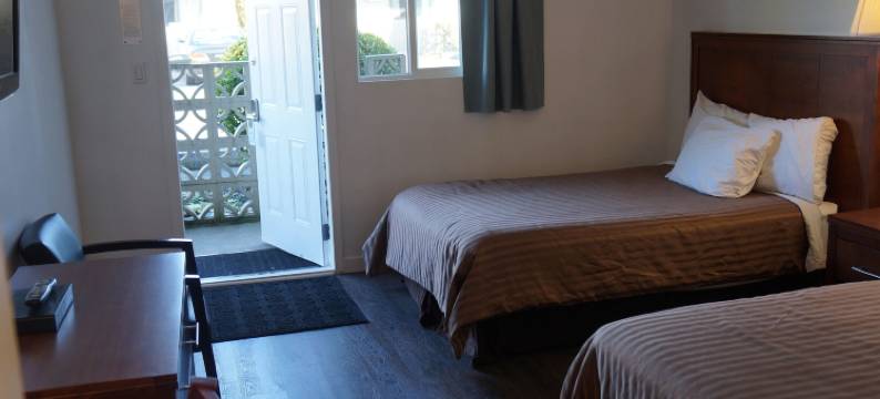 向西旅馆及套房(Westward Inn & Suites)图片