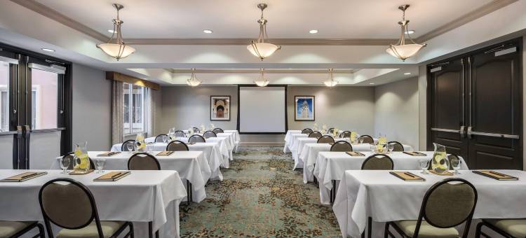 艾尔奇诺山酒店(Ayres Hotel Chino Hills - Ontario)图片