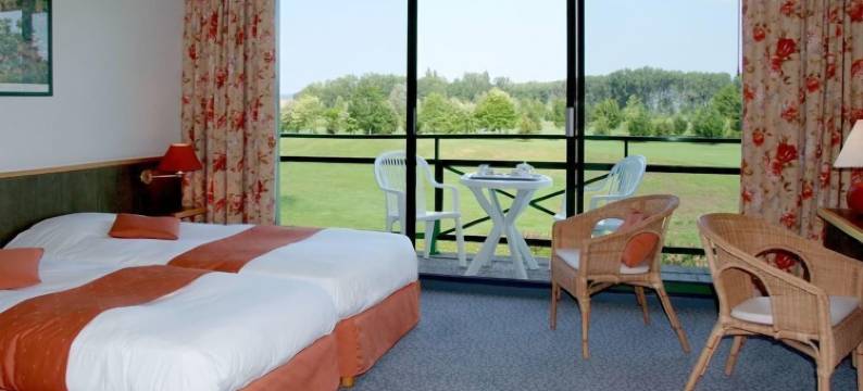 科尔维特高尔夫酒店(Golf Hotel Colvert - Room Service Disponible)图片