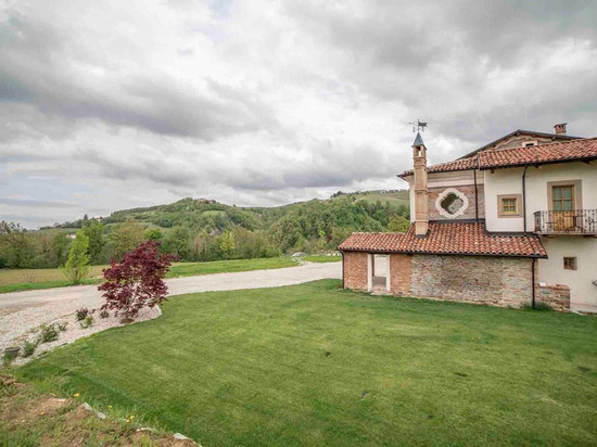 特努塔·阿尔莫尼亚