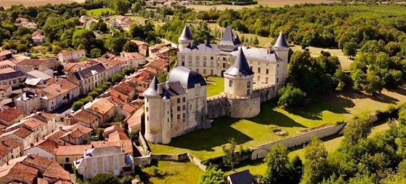 布鲁耶尔酒店(Les Bruyeres Chambres Dhotes et Gite)图片