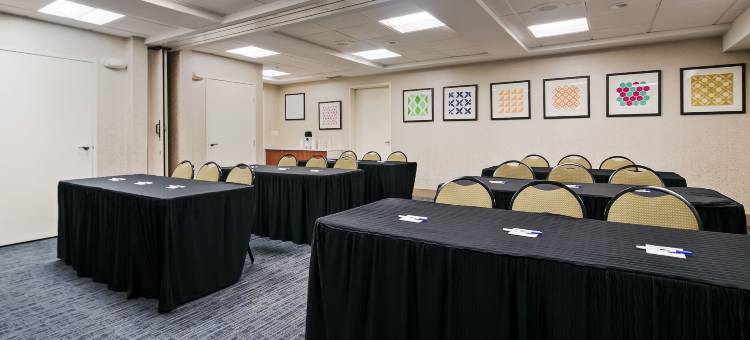 埃弗里特智选假日套房酒店(Holiday Inn Express & Suites Everett)图片