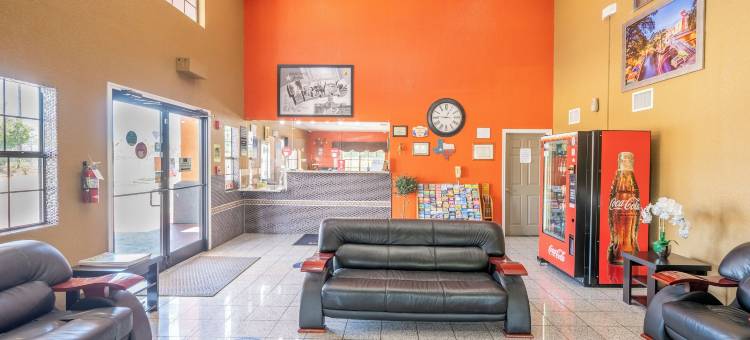 圣安东尼奥-河滨区速8酒店(Super 8 by Wyndham San Antonio/Riverwalk Area)图片