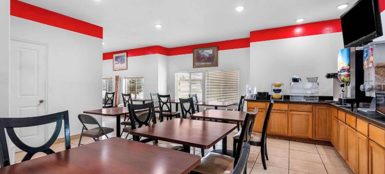 伊克诺旅馆潘圭奇，靠近布莱斯峡谷(Econo Lodge Panguitch Near Bryce Canyon)图片