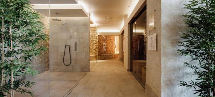 加尔达博亚诺度假酒店(Poiano Garda Resort Hotel)图片