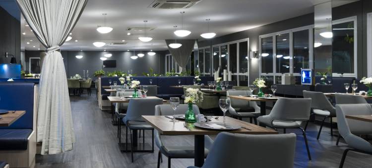 富拉姆波延特舒适套房酒店(Comfort Suites Flamboyant Goiânia)图片