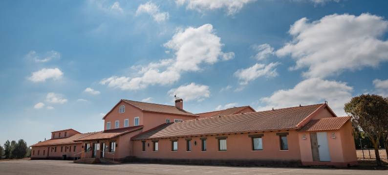 雅瓦拉姆布雷门口酒店(Hotel Puerta de Javalambre)图片