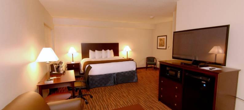 鹅卵石套房酒店-麦迪逊堡(Cobblestone Inn & Suites Fort Madison)图片