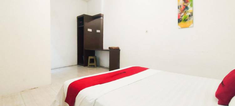 OYO 90842 Matahari Syariah酒店(RedDoorz Syariah Near RS Siti Khodijah Sepanjang)图片