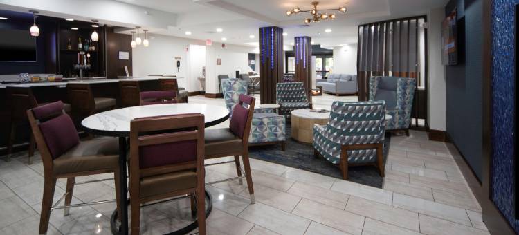 福朋喜来登费耶特维尔自由堡酒店(Four Points by Sheraton Fayetteville Fort Liberty)图片