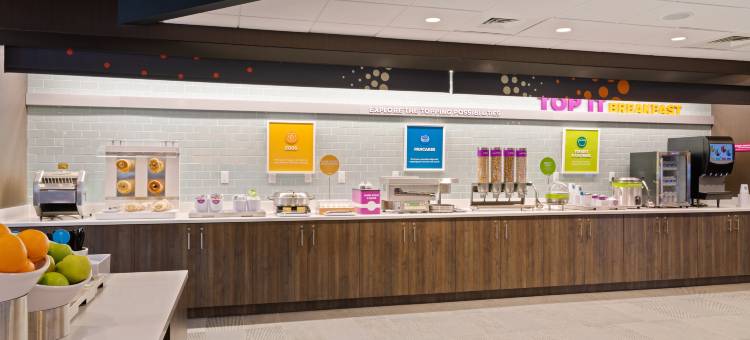 布雷登顿I-75希尔顿特鲁酒店(Tru by Hilton Bradenton I-75)图片