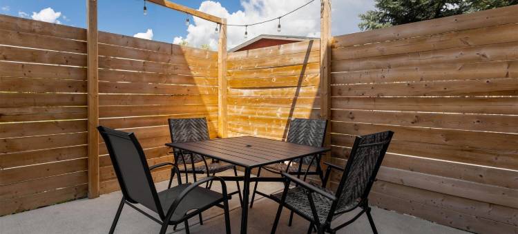 布莱尔莫尔Travelodge by Wyndham酒店(Travelodge by Wyndham Blairmore)图片