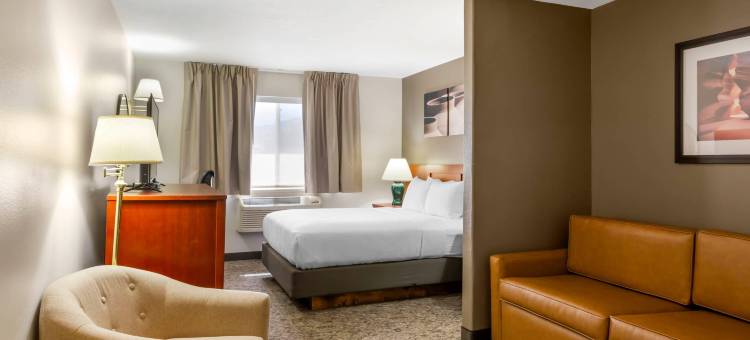 菲尔莫尔 I-15 凯艺套房酒店(Quality Inn & Suites Fillmore I-15)图片