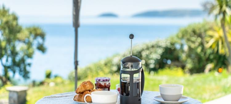 Chic Coastal Retreat in Downderry with Sea Views图片