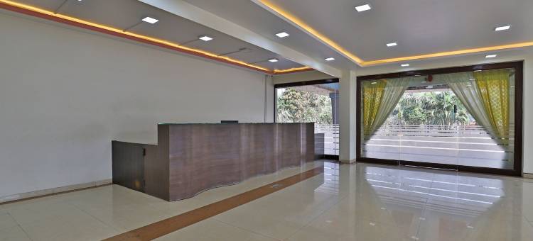 锡尔瓦萨乌特卡什酒店(Utkarsh Hotel)图片