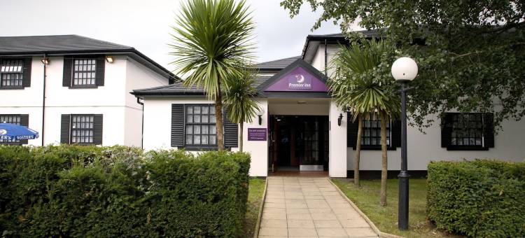 普瑞米尔科巴姆酒店(Premier Inn Cobham)图片