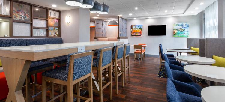 劳德代尔堡商业大道欢朋酒店(Hampton Inn Ft. Lauderdale-Commercial Blvd.)图片