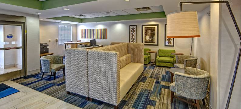 智选假日套房酒店克罗斯维尔(Holiday Inn Express & Suites CROSSVILLE by IHG)图片