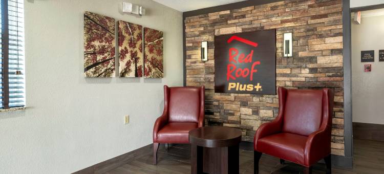 亨茨维尔红屋顶PLUS+酒店(Red Roof Plus+ Huntsville)图片