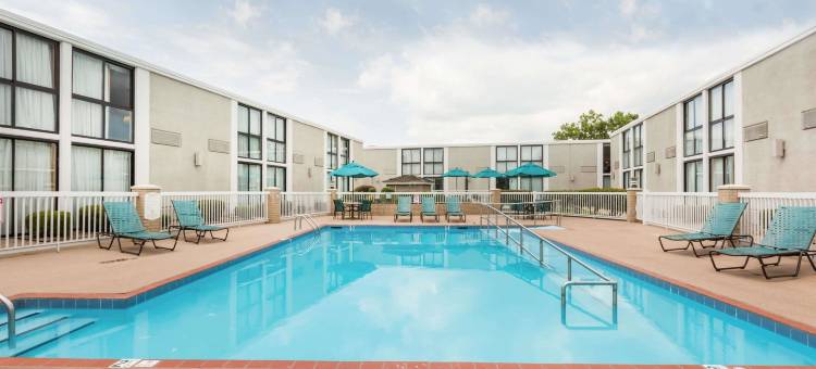 小石城温德姆河滨酒店(Wyndham Riverfront Little Rock)图片