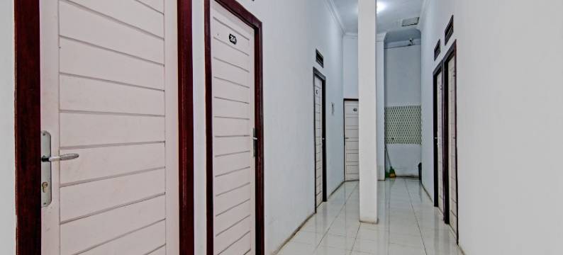 Hotel O 勒斯塔里巴鲁伊斯兰民宿靠近SMA Negeri 1 Salo(Hotel O Lestari Baru Syariah Near SMA Negeri 1 Salo)图片