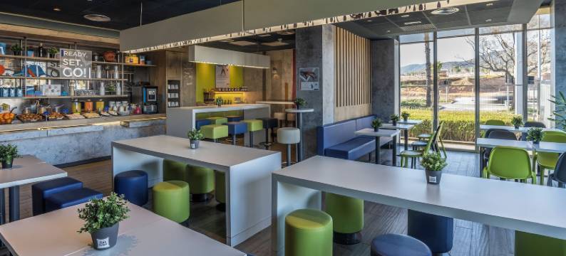 宜必思快捷巴塞罗那维拉德塞斯机场酒店(Ibis Budget Aeropuerto Barcelona Viladecans)图片