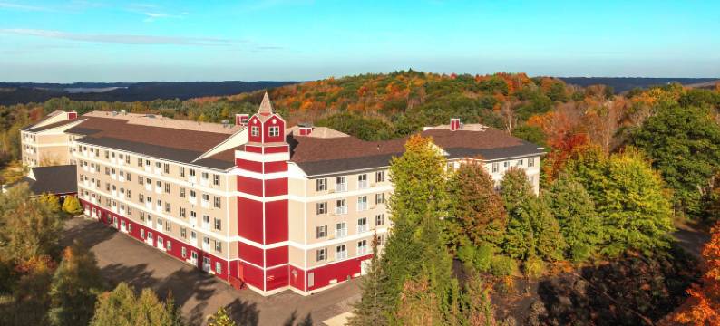 伯克希尔山小屋(Berkshire Mountain Lodge)图片
