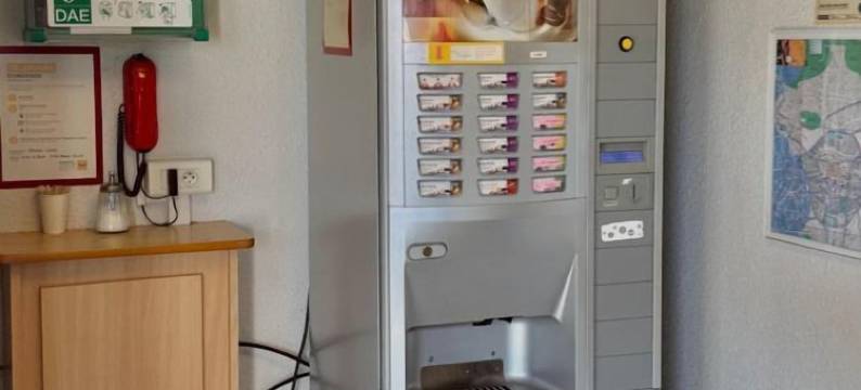 克莱蒙费朗北普瑞米尔经典酒店(Premiere Classe Clermont Ferrand Nord)图片