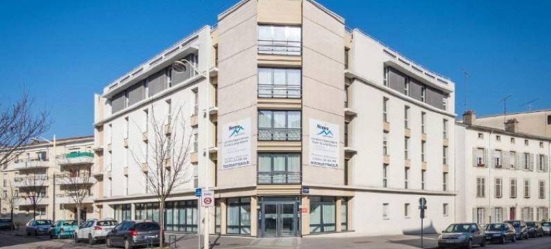 南锡内美阿家庭套房公寓(Nemea Appart Hotel Home Suite Nancy Centre)图片