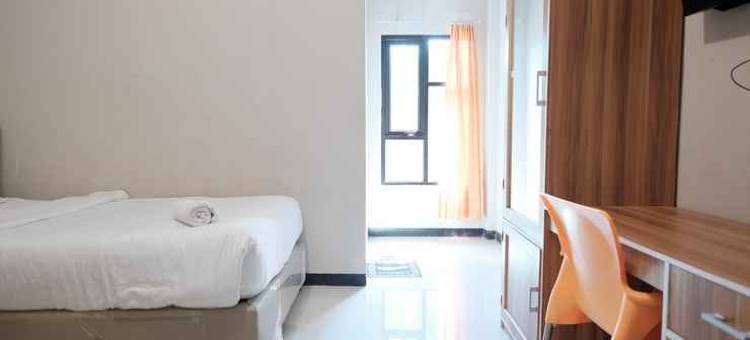 红门修拉伊亚酒店靠近Bengkulu市政厅(RedDoorz Syariah at Hotel Grand Mentari)图片