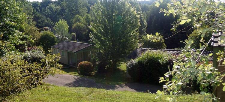 带泳池的科雷兹家庭小屋(Correze Family Cottage With Pool)图片