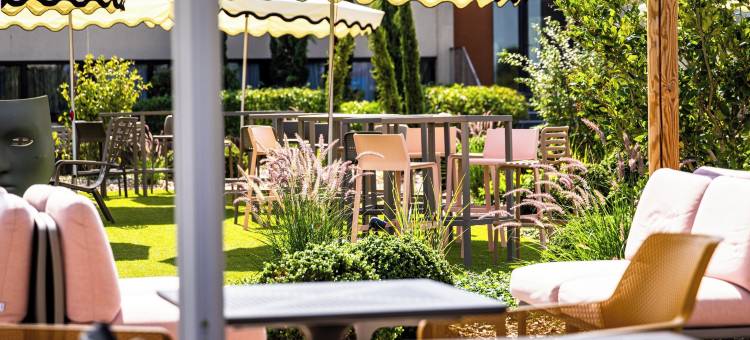 兰斯蒂恩奎克斯诺富特酒店(Novotel Reims Tinqueux)图片
