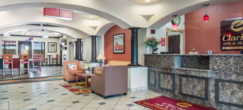 威德福南凯隆套房酒店(Clarion Inn & Suites Weatherford South)图片