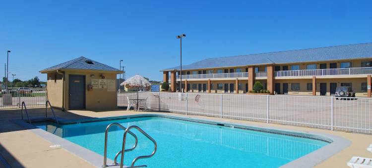 奥瓦索 US-169 凯艺套房酒店(Quality Inn & Suites Owasso US-169)图片