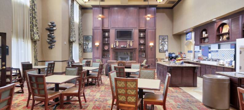 Holiday Inn Express & Suites DFW西 - 赫斯特(Holiday Inn Express & Suites DFW WEST - HURST by IHG)图片