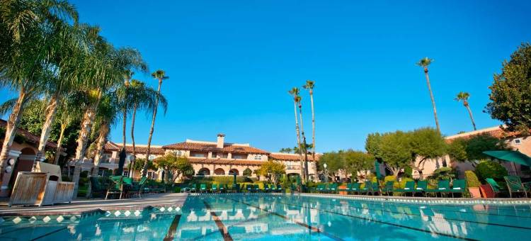 哈里斯牧场度假村(Harris Ranch Resort)图片