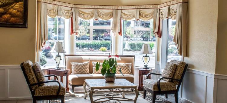 西雅图法伊夫凯艺套房酒店(Quality Inn & Suites Fife Seattle)图片