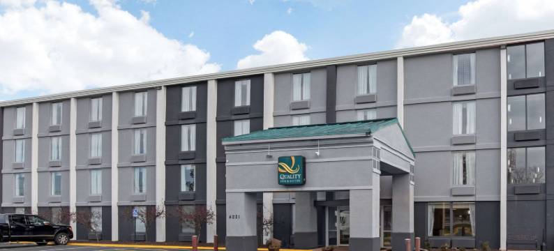 拉斐特I-65凯艺套房酒店(Quality Inn & Suites Lafayette I-65)图片
