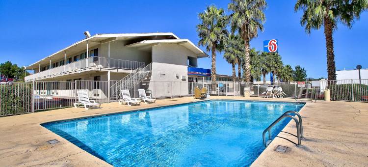 位于Mariposa Road的Motel 6 诺加利斯, AZ(Motel 6 Nogales, AZ - Mariposa Road)图片
