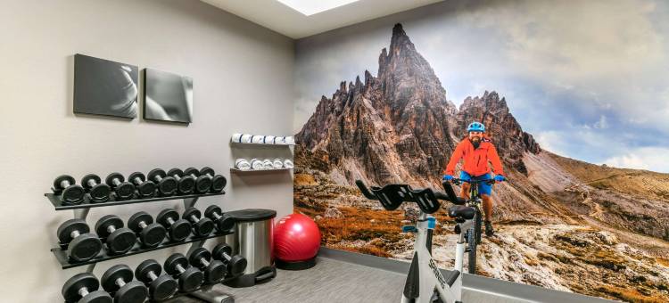 哥伦布-布拉德利公园克拉丽奥波茵特酒店(Clarion Pointe Columbus-Bradley Park)图片