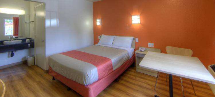 奥兰多6号汽车旅馆 - 冬季公园(Motel 6 Orlando, FL - Winter Park)图片