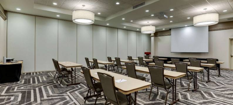 堪萨斯-独立城德鲁里套房酒店(Drury Inn & Suites Independence Kansas City)图片