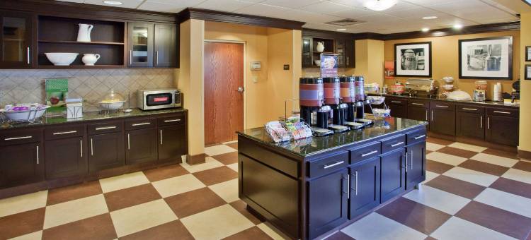 牛津-安妮斯顿欢朋套房酒店(Hampton Inn & Suites Oxford-Anniston)图片