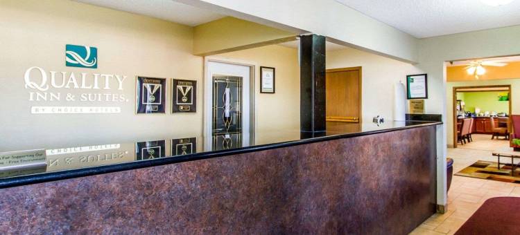 奥图姆瓦北品质酒店及套房(Quality Inn & Suites Ottumwa North)图片