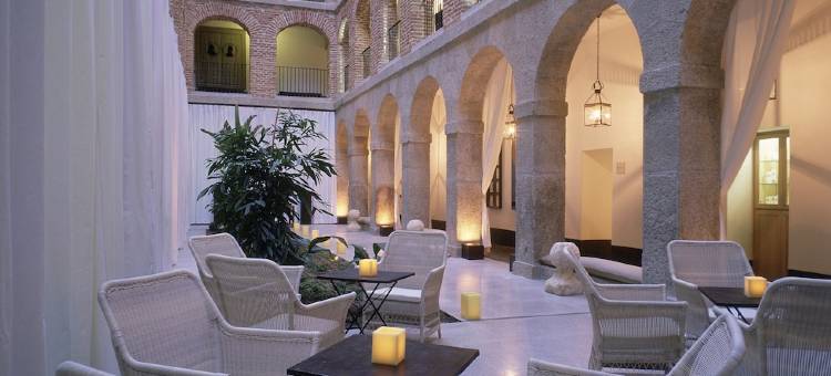 格兰哈酒店(Parador de La Granja)图片