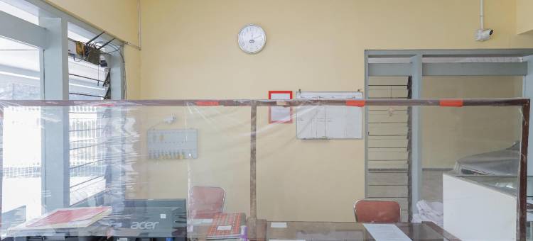 红门 @ CBR 住宅布林宾(RedDoorz at CBR Residence Blimbing)图片