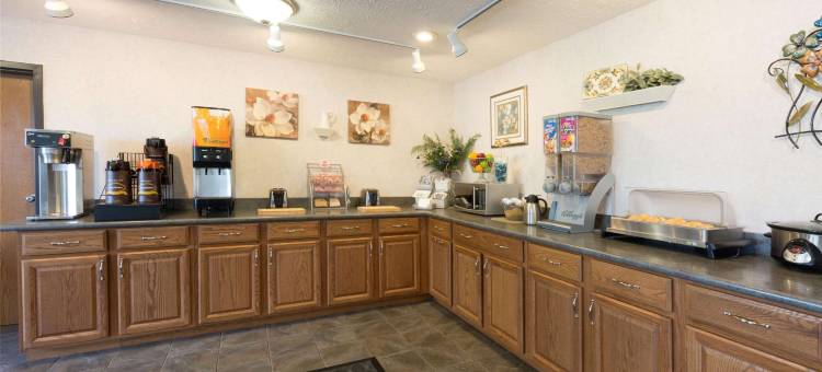 格林菲尔德速8酒店(Super 8 by Wyndham Greenfield)图片