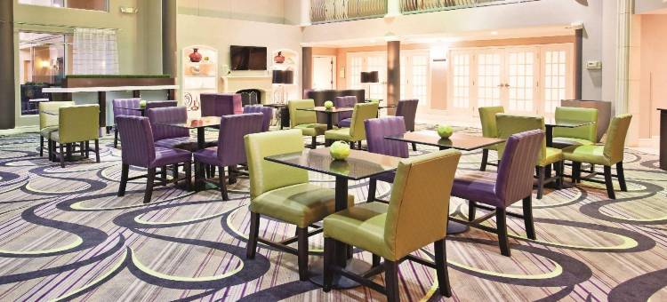 梅肯拉昆塔温德姆套房酒店(La Quinta Inn & Suites by Wyndham Macon)图片